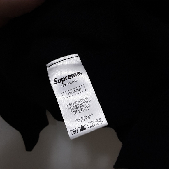 Supreme Hoodie Pullover Sweater - Picture 6 of 7